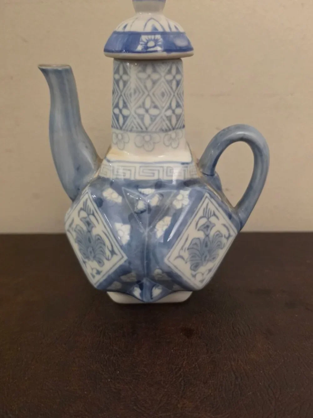 Vintage tea pot is a beautiful addition to any tea lover's collection.